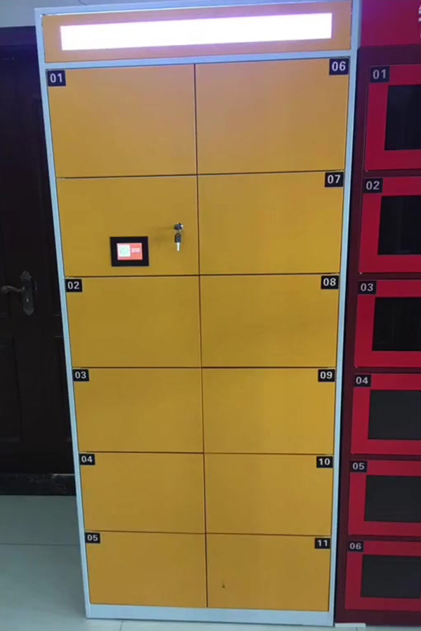 smart parcel locker