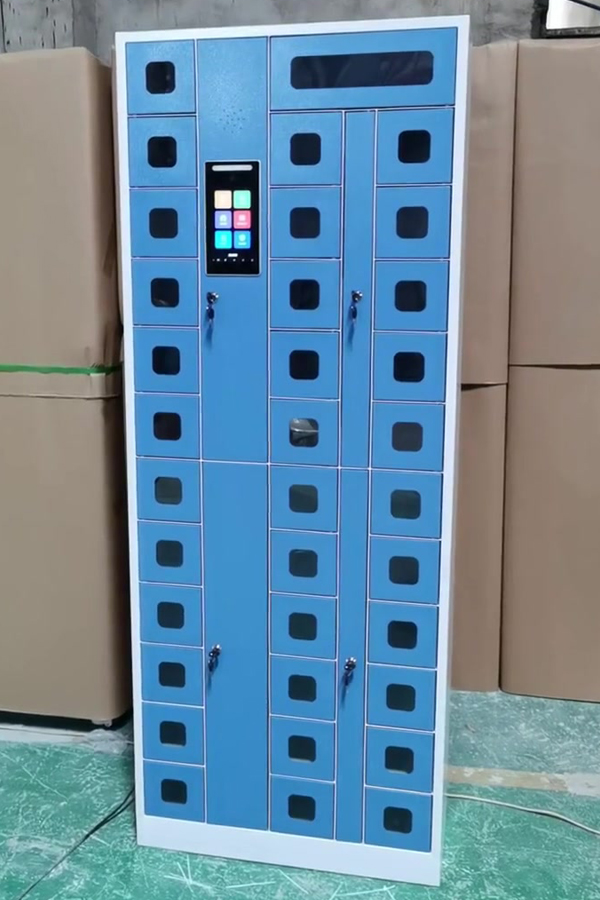 luggage locker