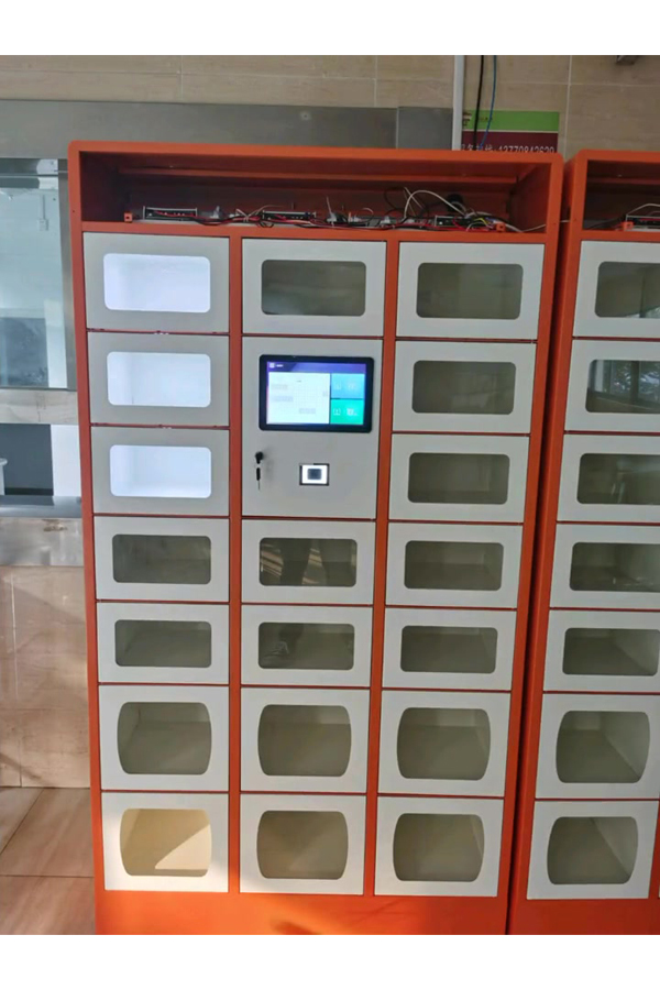 parcel delivery locker