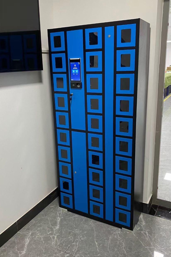 parcel delivery locker