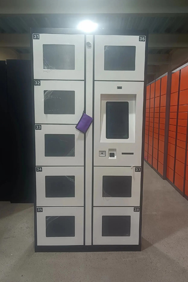 smart parcel locker