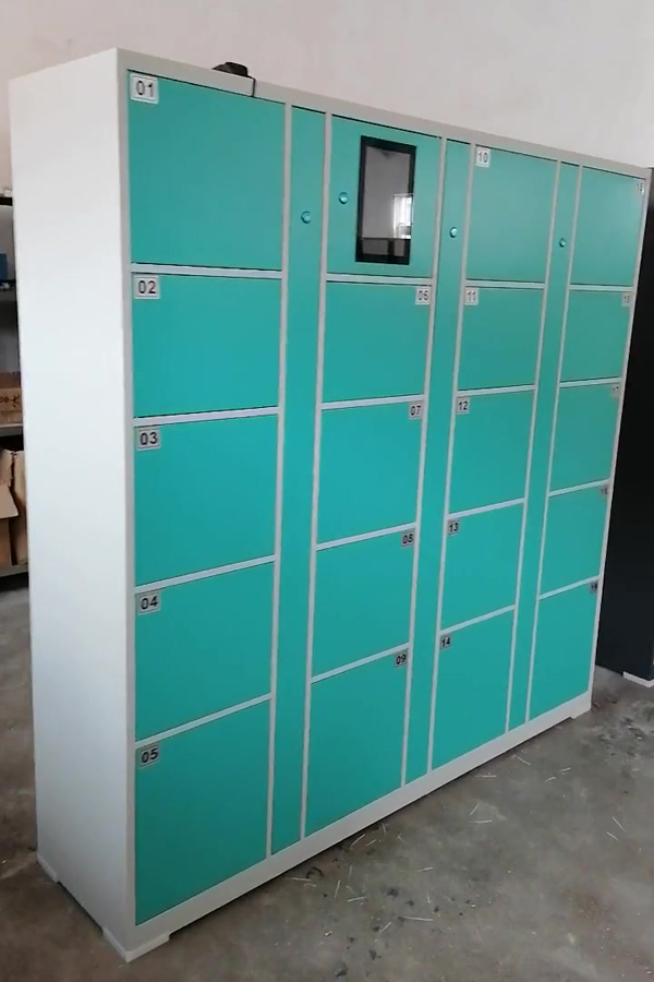 luggage locker