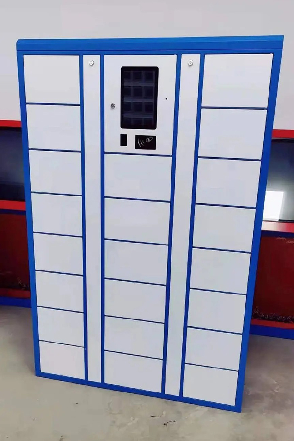 luggage locker