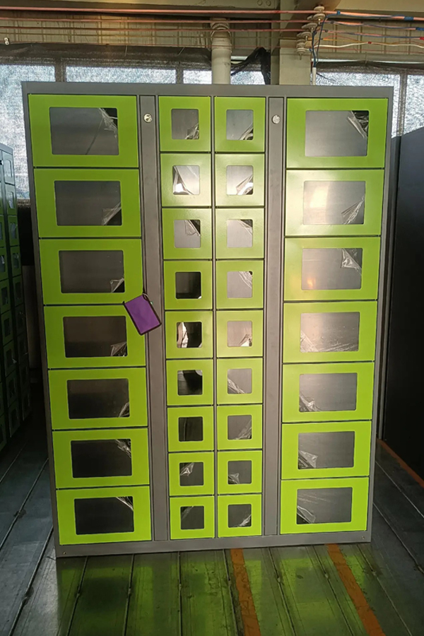 luggage locker