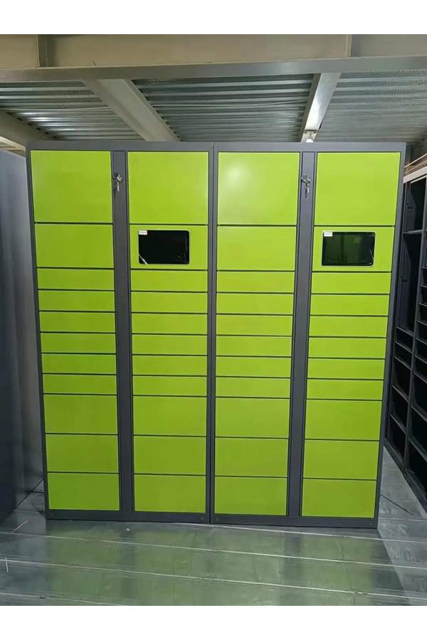 luggage locker